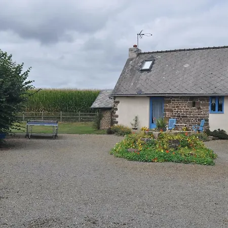 Des Capucines Passais-la-Conception